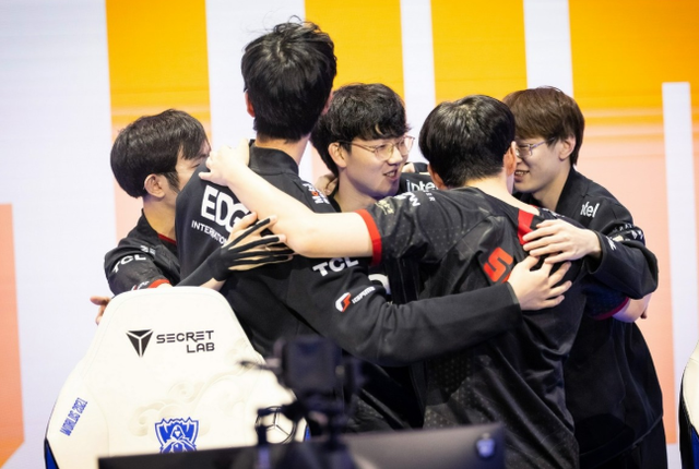 适应和德里 适应和德里