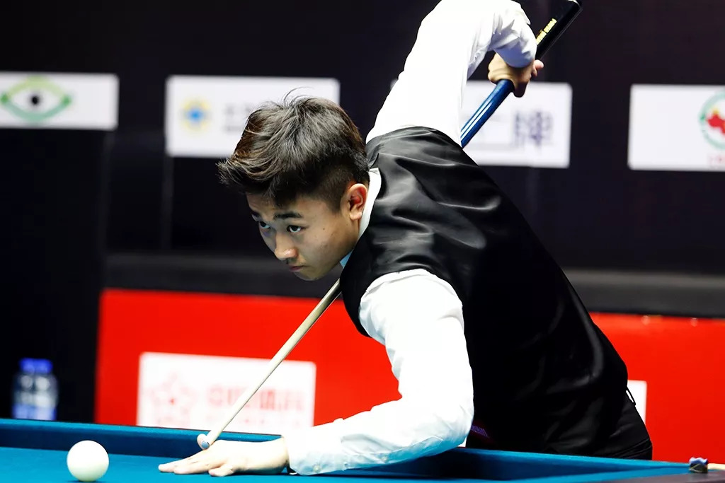 时保持了足 时保持了足